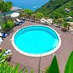 Knight Villa *