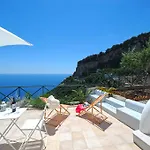 Knight Villa