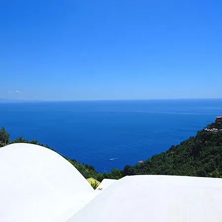 Knight Willa Amalfi